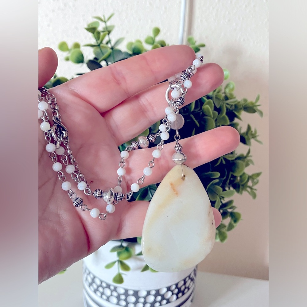 Natural Stone Creamy agate long beaded necklace 32” length.